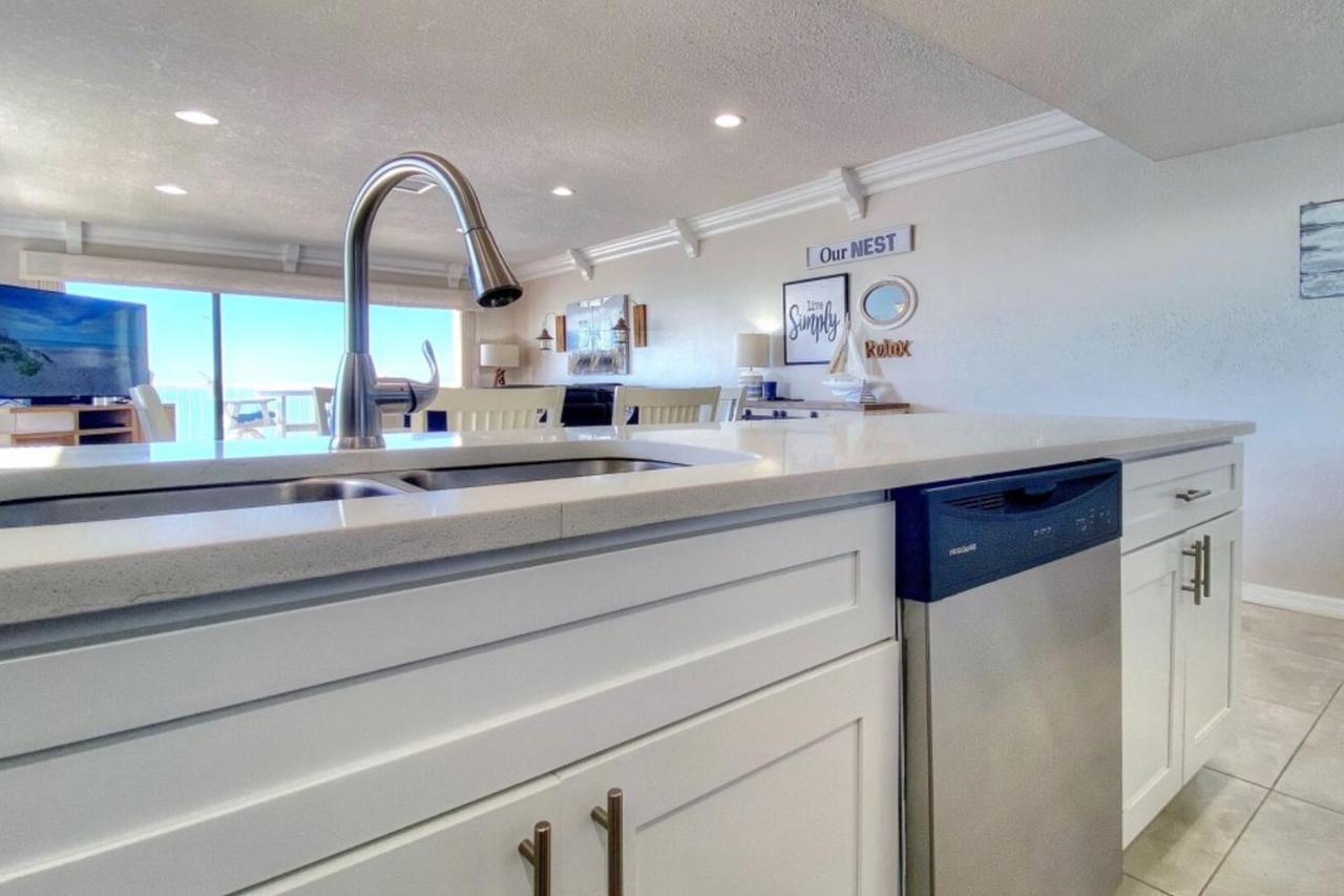 The Pointe 301 Apartment Clearwater Beach Exterior photo